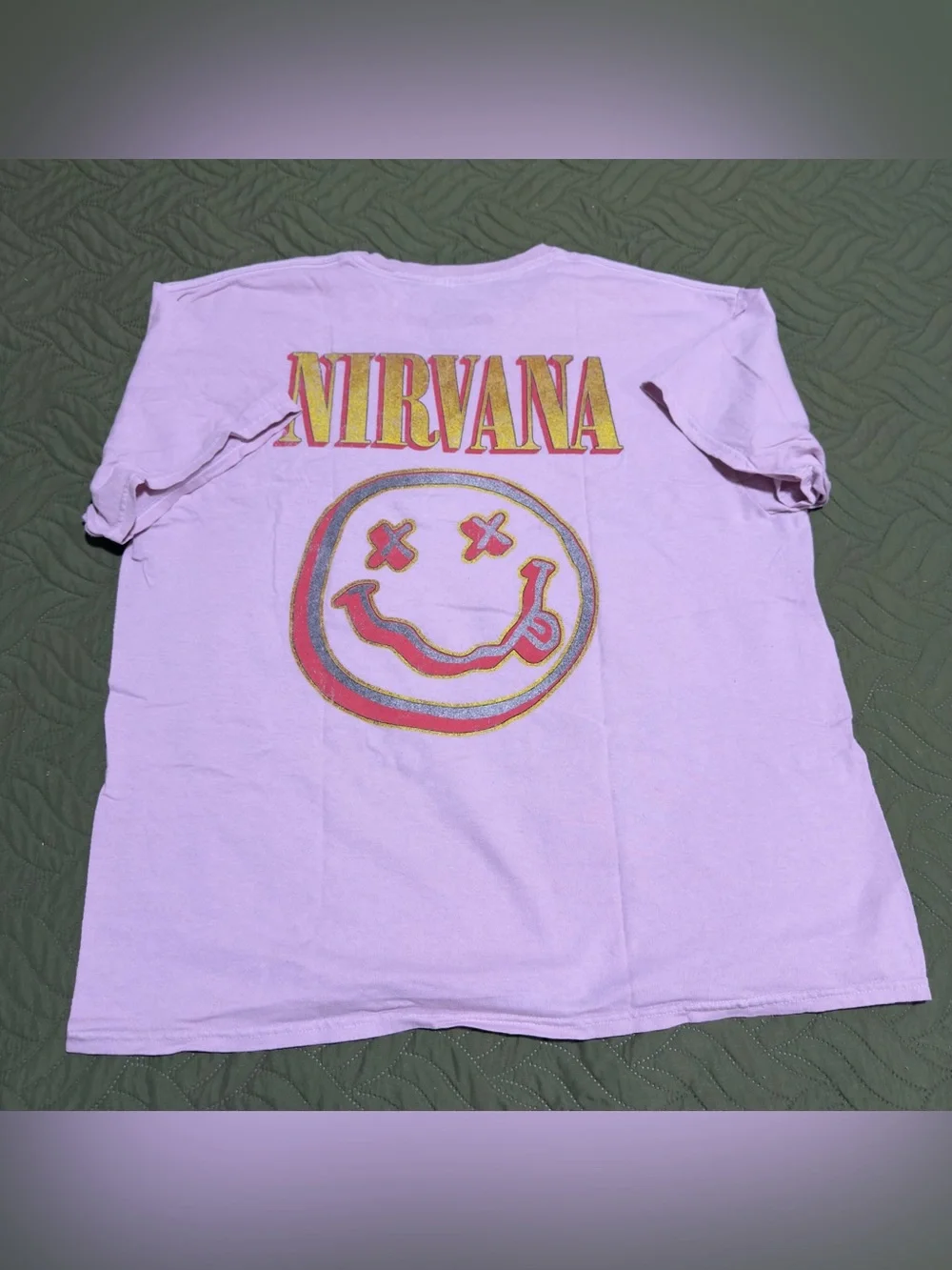 Nirvana Smiley Face Band T Shirt Women’s L/XL Pink Graphic Tee